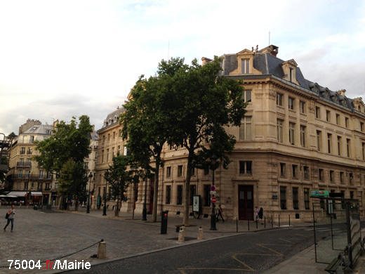 Mairie du 4me Arrondissement / townhall of the 4th district in Paris